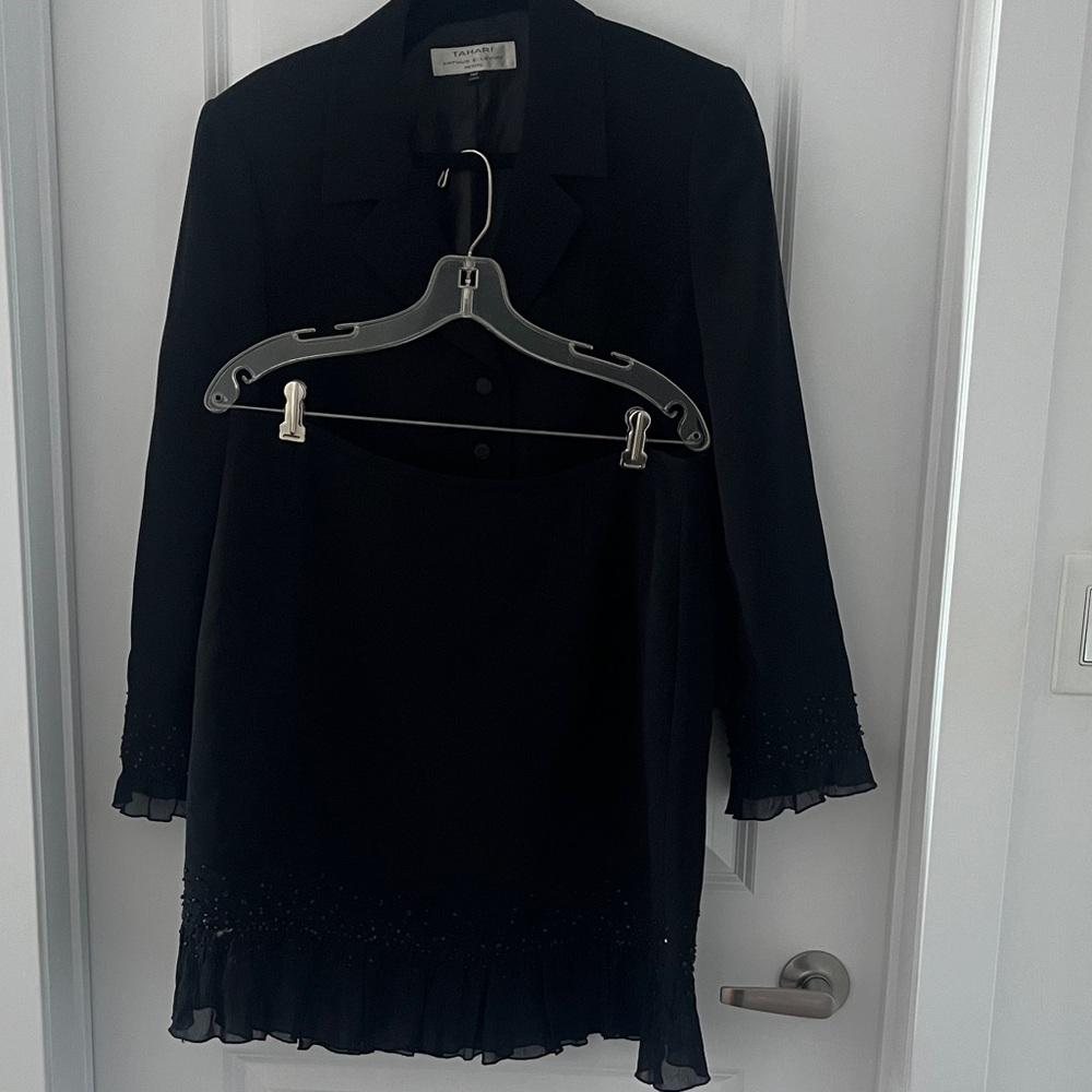 TAHARI x Arthur S. Levine Blazer and Skirt Set